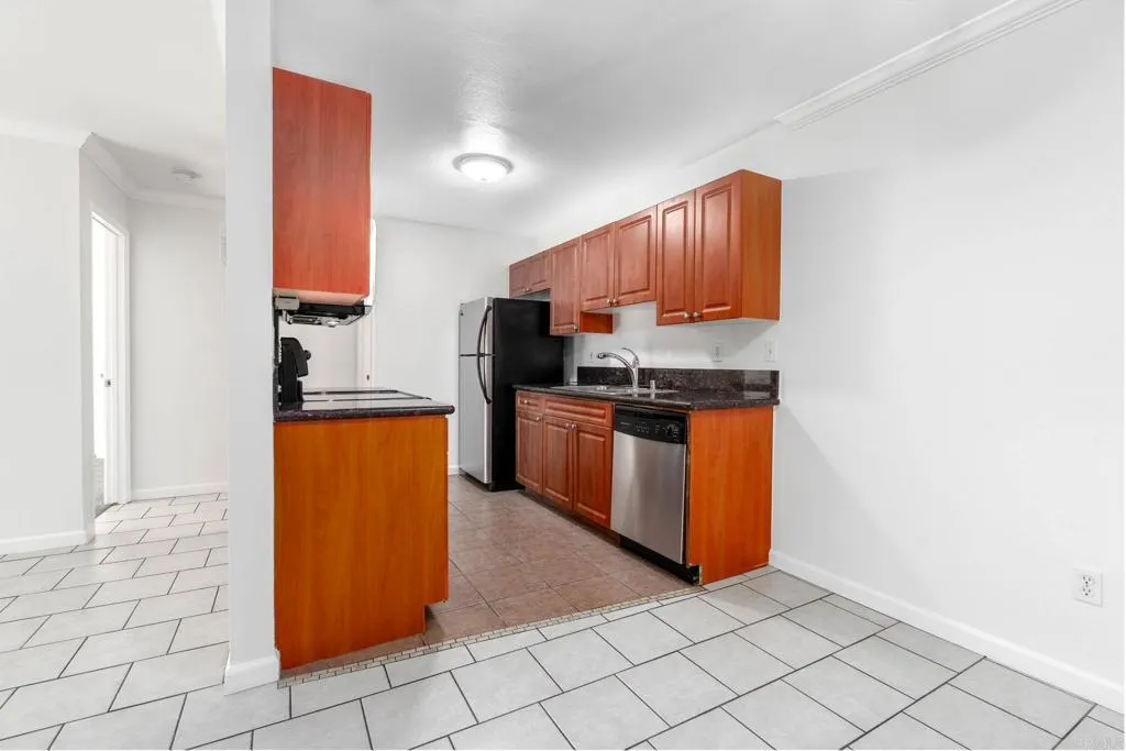 Photo #13: PTP2508021 Listing: Photo #13