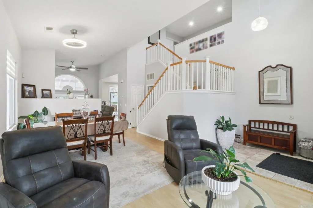 https://cdn.realtyfeed.com/cdn/127/306572201/4a9a79f41a9422af1835e26287368d64.webp