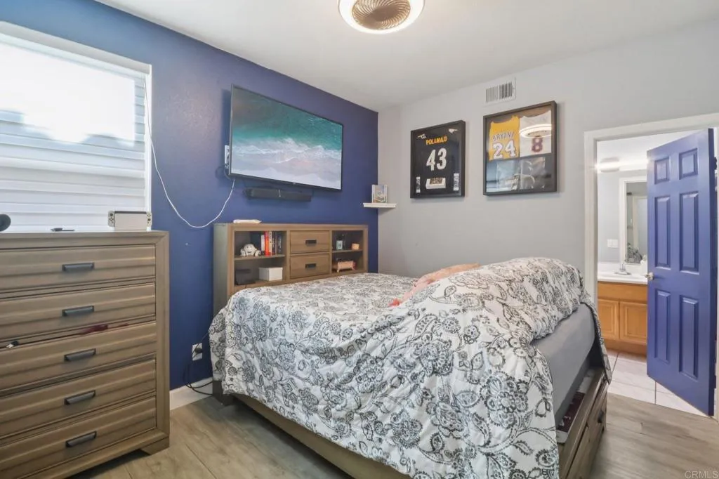 https://cdn.realtyfeed.com/cdn/127/306572201/97640910a5af790aec26e1efa14e9d18.webp