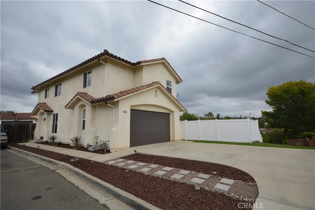 https://cdn.realtyfeed.com/cdn/127/306572213/2c1840da7b1d8985f1651728d8b2502a.webp