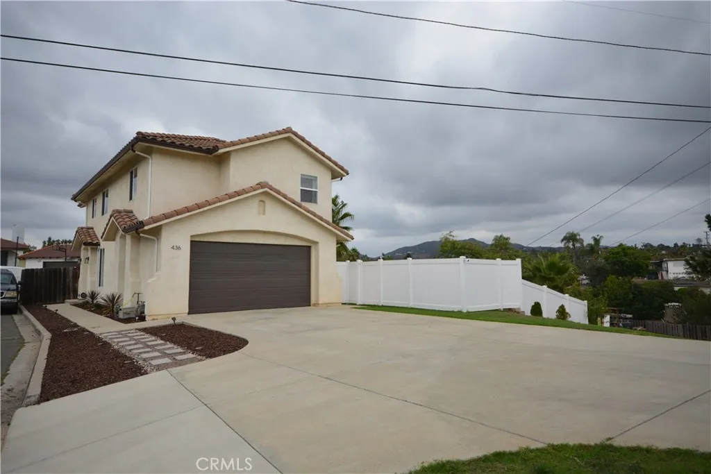 https://cdn.realtyfeed.com/cdn/127/306572213/7b4a288bc12125b31bfdaf6bbedd60e0.webp