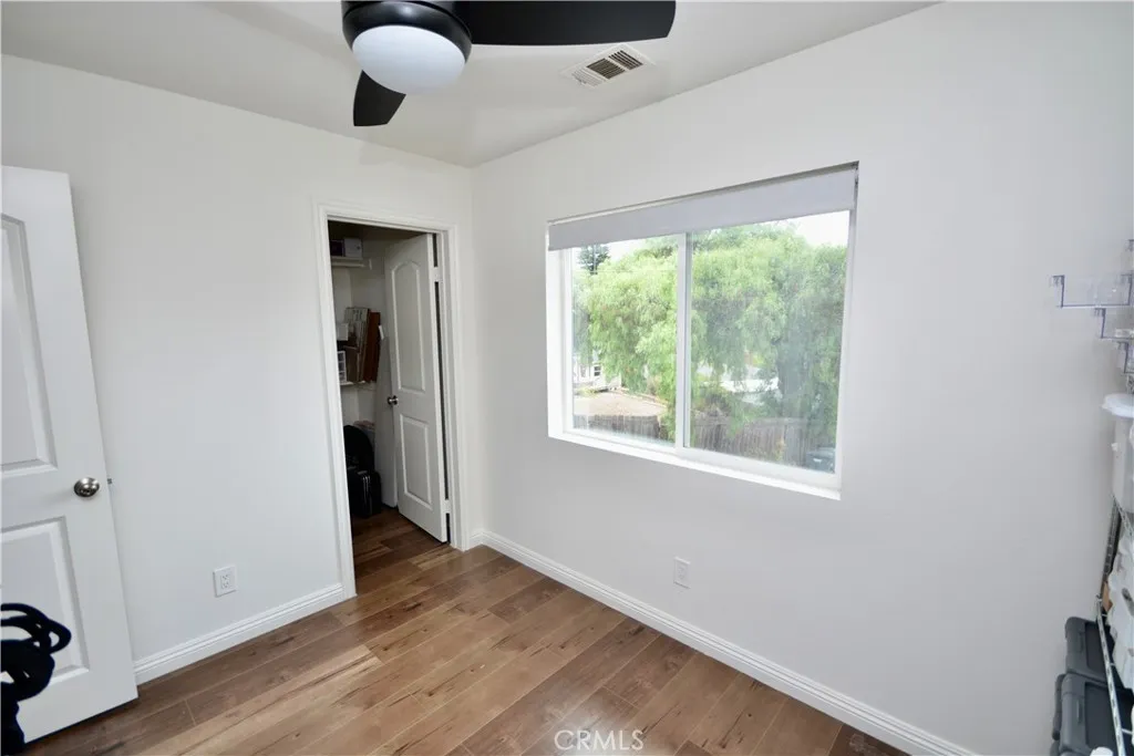 https://cdn.realtyfeed.com/cdn/127/306572213/f9bfcd51fd72faa8ad4fce3117ed9d99.webp