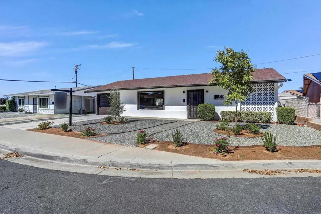 520 Palmer Drive, Hemet