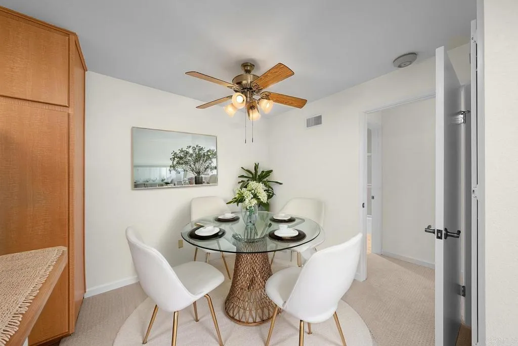 https://cdn.realtyfeed.com/cdn/127/306572222/3af754644d571bbf53ad099127026220.webp