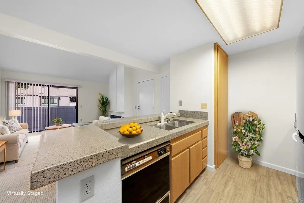 https://cdn.realtyfeed.com/cdn/127/306572222/4a4c9a7abf867e9dd130a86852f57997.webp