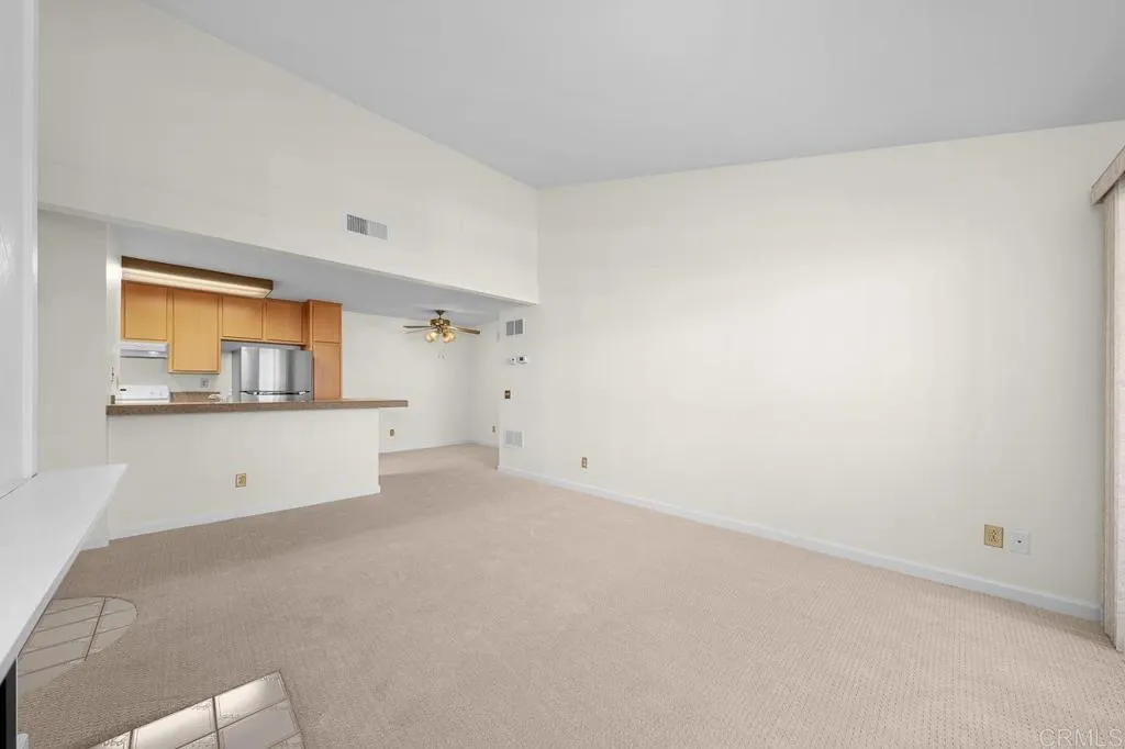 https://cdn.realtyfeed.com/cdn/127/306572222/c10814393678538bdfd0b5b3ab483a4c.webp