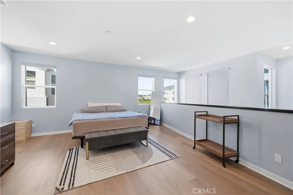 https://cdn.realtyfeed.com/cdn/127/306572296/86e2f71e0282377532a58114ffe978d7.webp