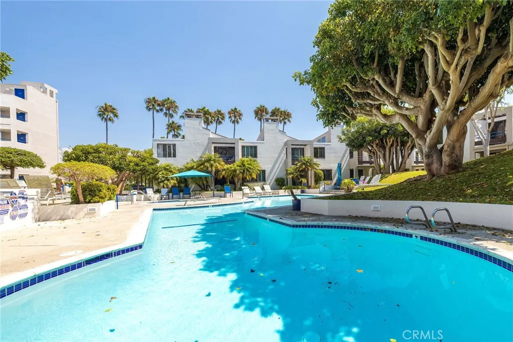 Redondo Beach, CA 90277