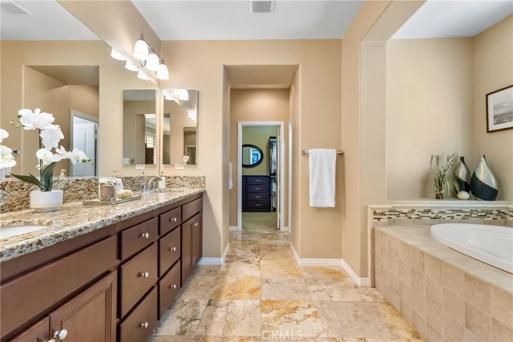 https://cdn.realtyfeed.com/cdn/127/306572343/1bd7768ed2696a9ff3709bd7ac6690b1.webp