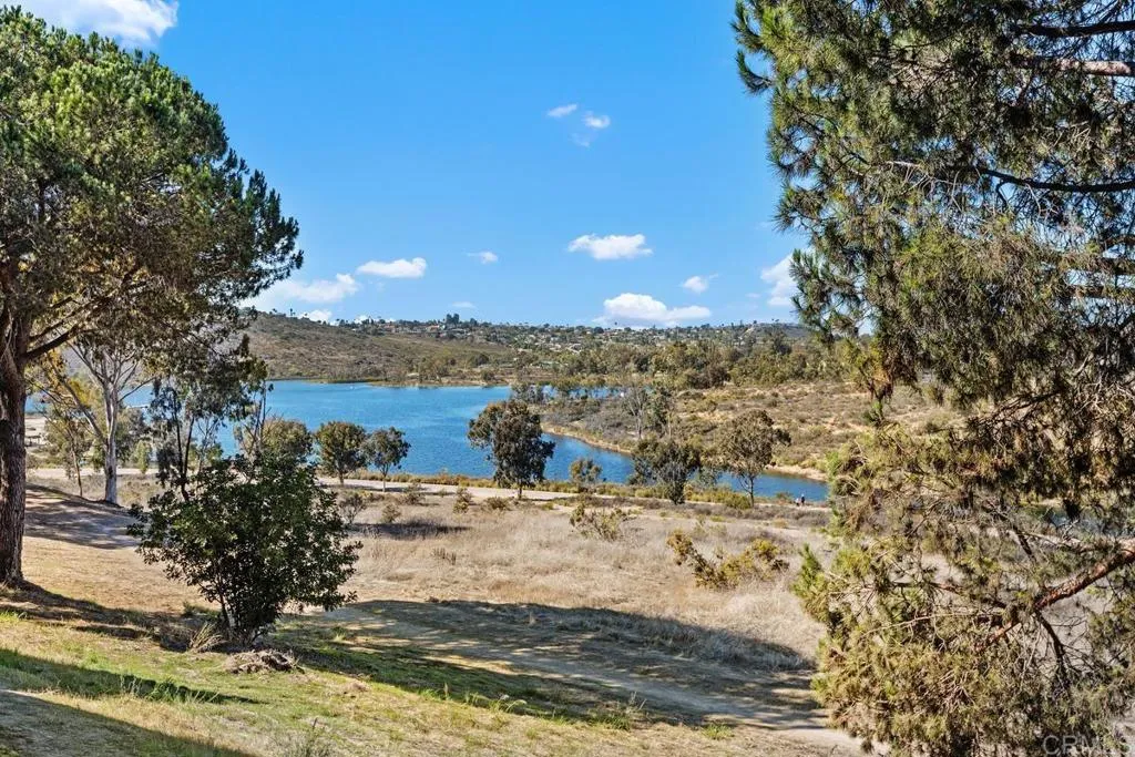 Photo #22: NDP2510203 Listing: Photo #22