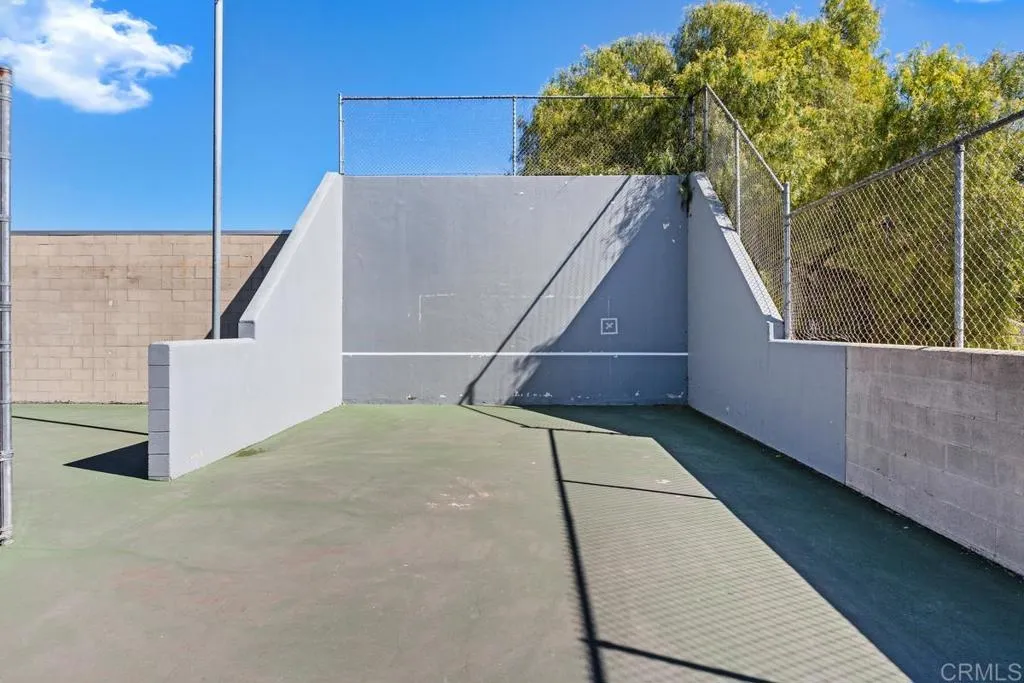 Photo #27: NDP2510203 Listing: Photo #27