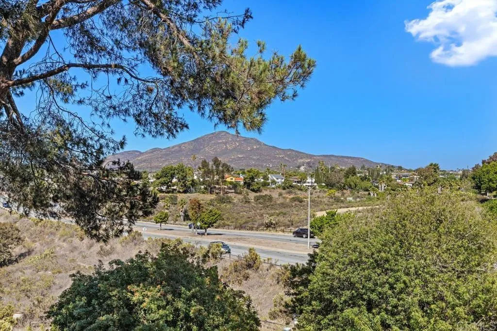 Photo #23: NDP2510203 Listing: Photo #23