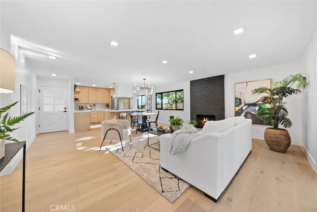 https://cdn.realtyfeed.com/cdn/127/306572444/6f989320d53095e1420b34be98711e54.webp