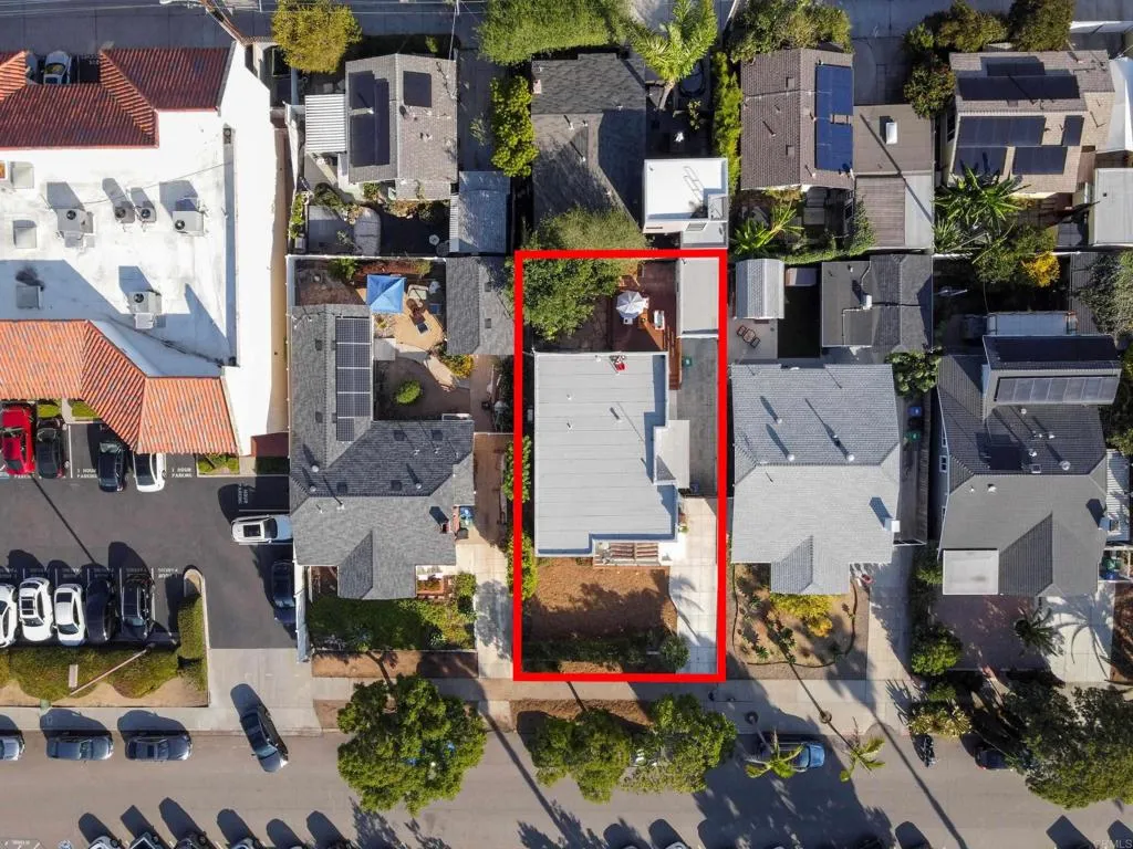https://cdn.realtyfeed.com/cdn/127/306572457/b5b38f2050c9514bdc690c87744afa3c.webp
