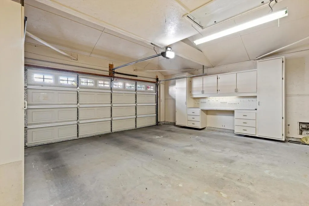 https://cdn.realtyfeed.com/cdn/127/306572458/5724c78d9f83a603b89d0c7471765f48.webp