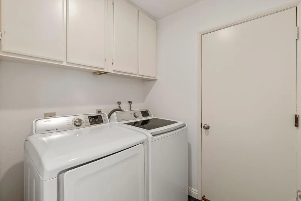 https://cdn.realtyfeed.com/cdn/127/306572458/6a498a17ba5dbf88a1b4b8e8299929b6.webp