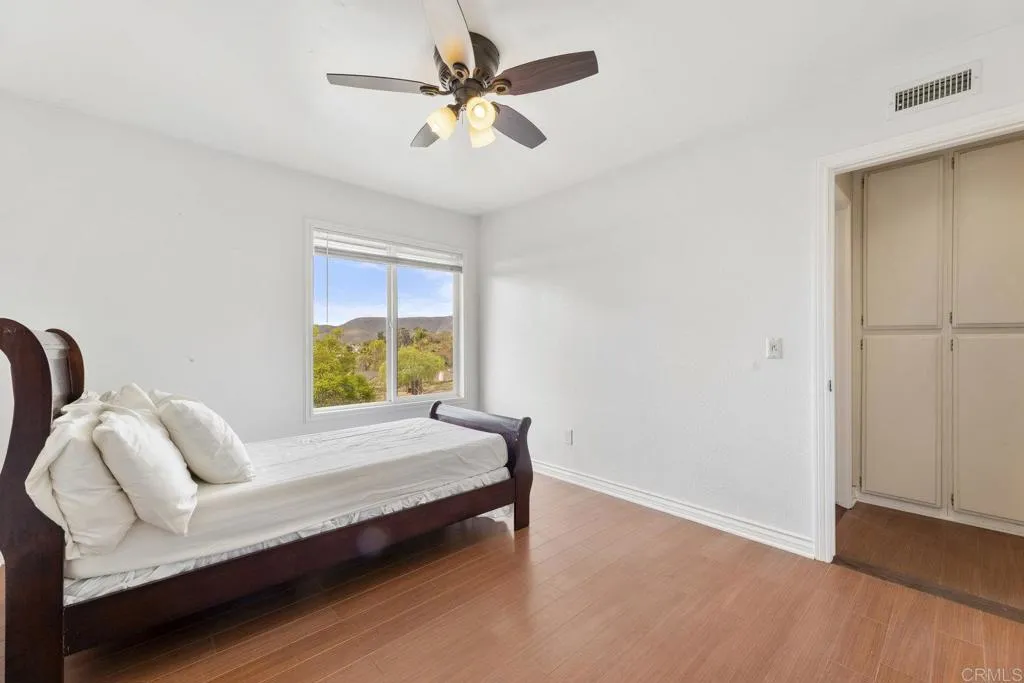 https://cdn.realtyfeed.com/cdn/127/306572461/c9143c2b83b9d2e64aae72f9bb788529.webp