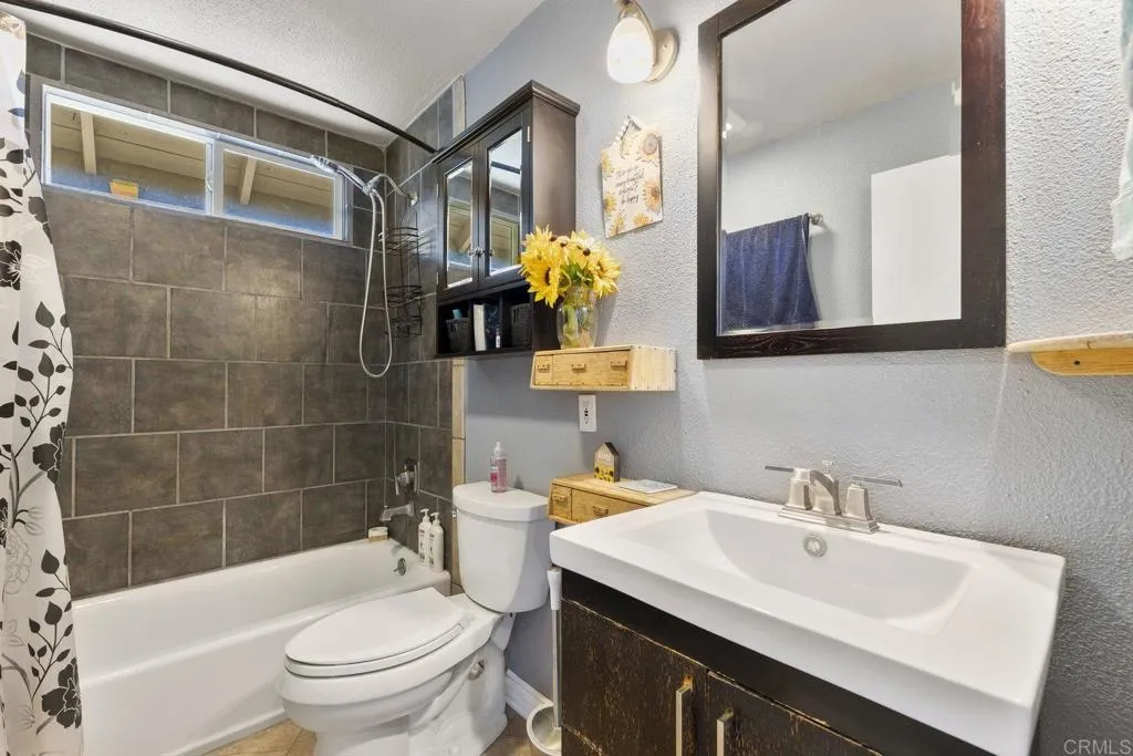 https://cdn.realtyfeed.com/cdn/127/306572461/c9702368c8e671fa7ce2cf6a44a9319a.webp