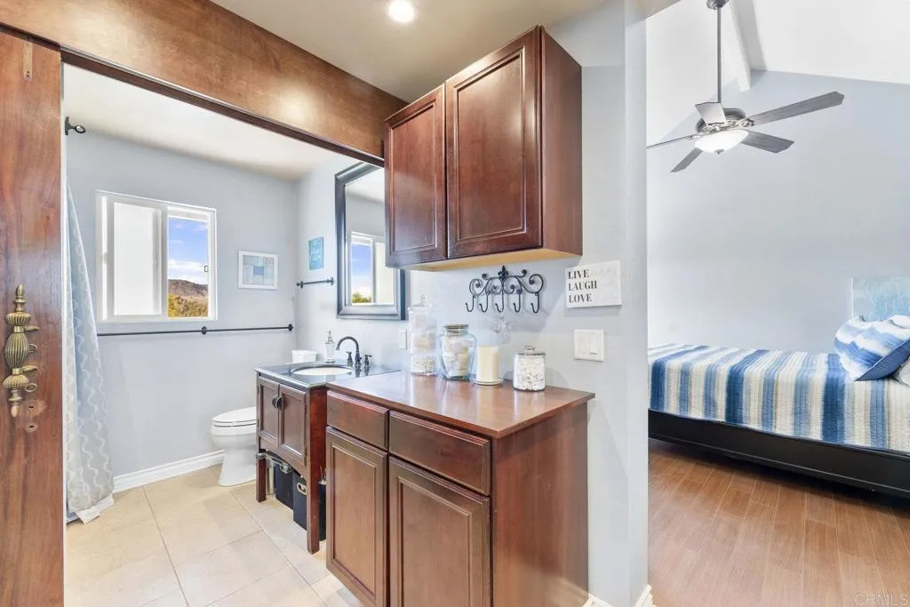 https://cdn.realtyfeed.com/cdn/127/306572461/d74ba3f7352b61d0909c48d976f26596.webp