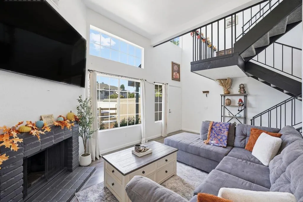 https://cdn.realtyfeed.com/cdn/127/306572464/0a6f03283d14b51b2315f2f8cc187918.webp
