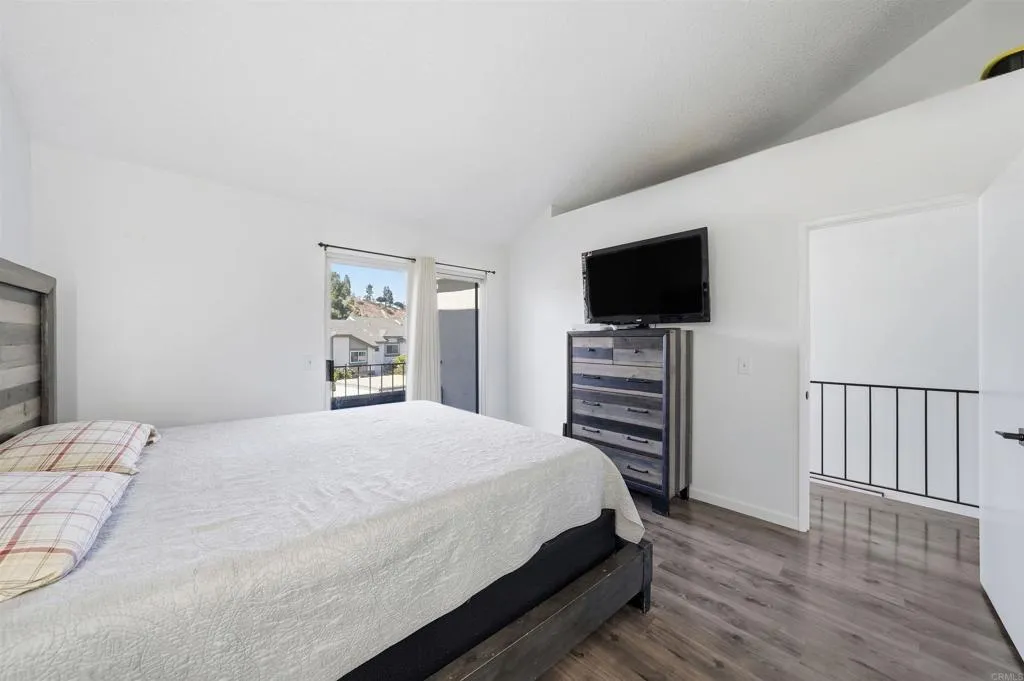 https://cdn.realtyfeed.com/cdn/127/306572464/8faba39d194ed10c647167299c84a5c3.webp