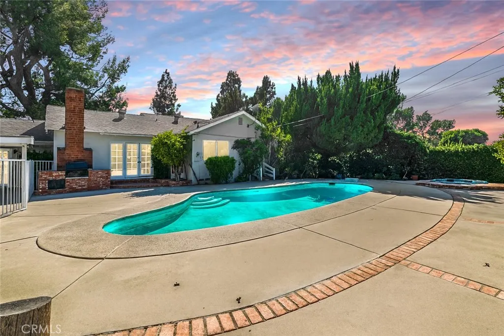 Porter Ranch, CA 91326