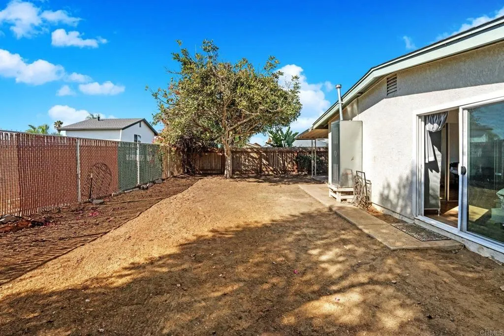 https://cdn.realtyfeed.com/cdn/127/306572507/72c9056f5c37f94f5c5202a64102e813.webp