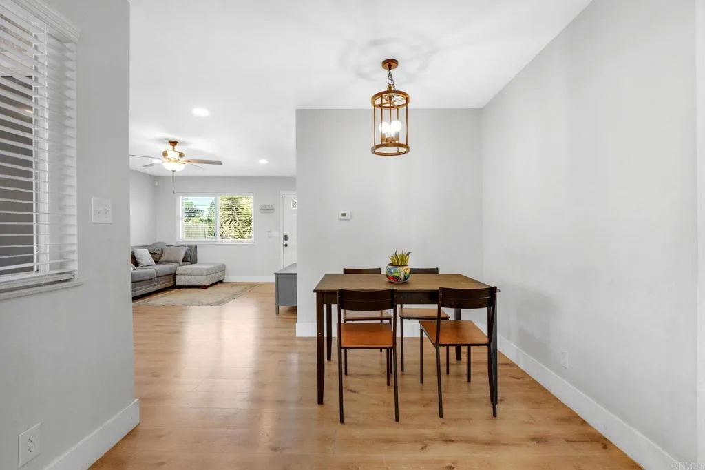 https://cdn.realtyfeed.com/cdn/127/306572507/96d7b1551b27a4c2ba5663f0b3b72c5d.webp