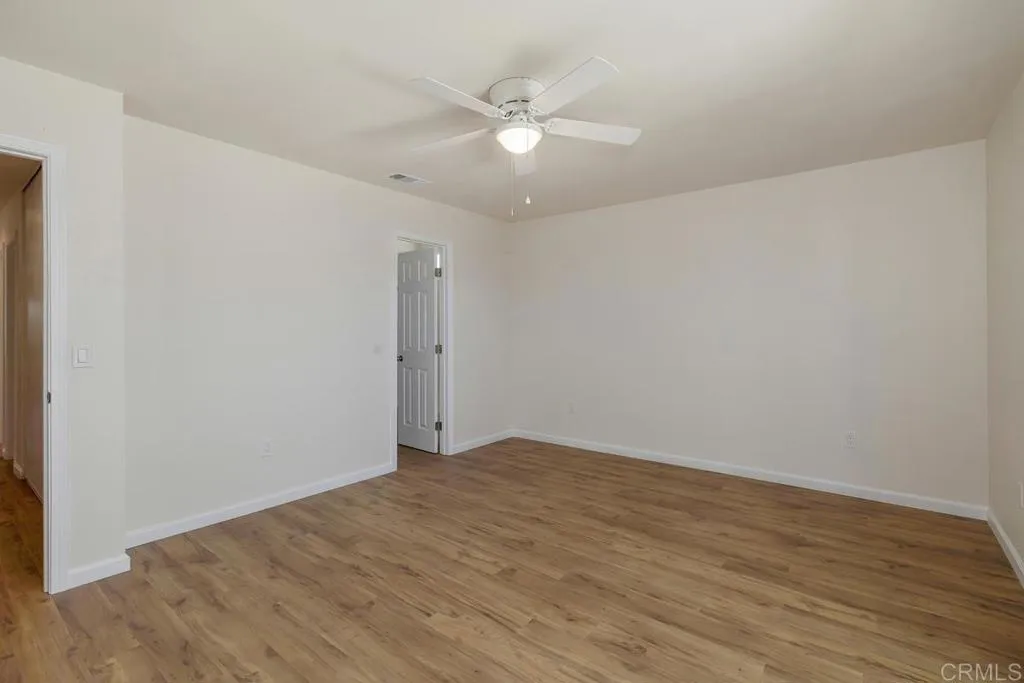 https://cdn.realtyfeed.com/cdn/127/306572519/923a1356adb1205606676971f3a0504c.webp