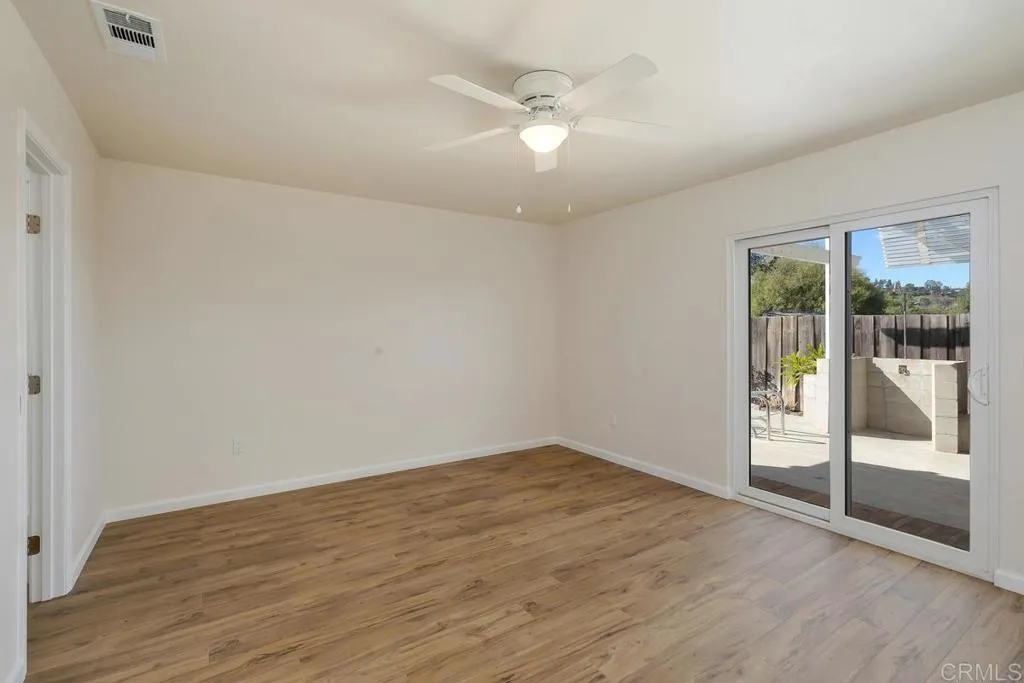 https://cdn.realtyfeed.com/cdn/127/306572519/a888299b24b6cf4c81b5288f37a18d39.webp