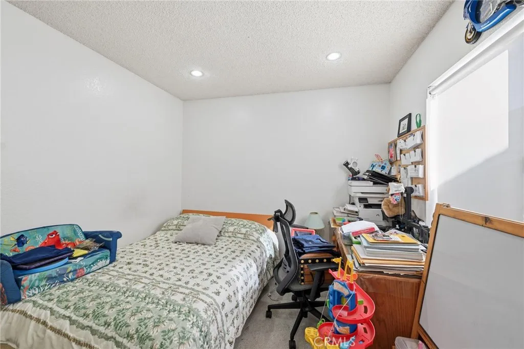 https://cdn.realtyfeed.com/cdn/127/306572531/2db4b739421b4d6d6e4a2b8cb8b50403.webp