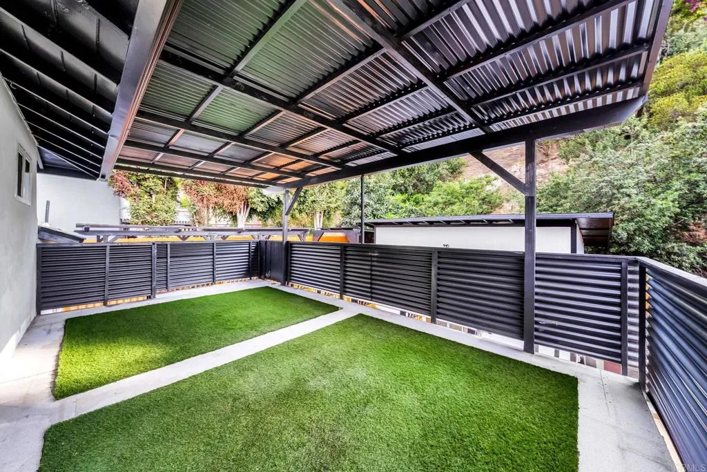 https://cdn.realtyfeed.com/cdn/127/306572570/e1d8c25f01043d7b5b2cb01e153dd59d.webp
