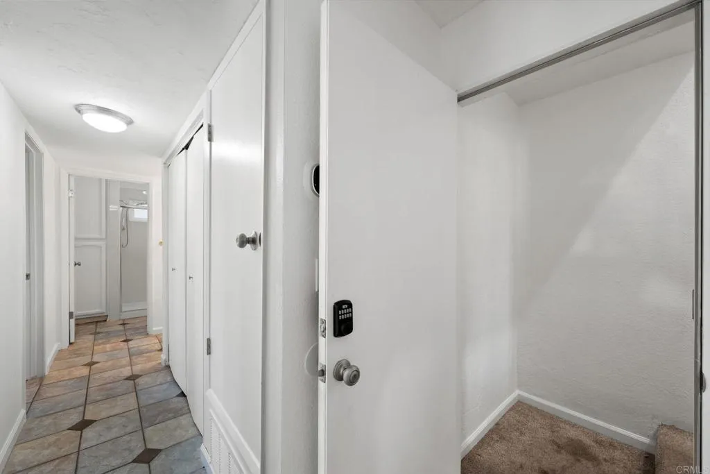https://cdn.realtyfeed.com/cdn/127/306572644/2db8c380691ccebb216244f1c76d6f42.webp