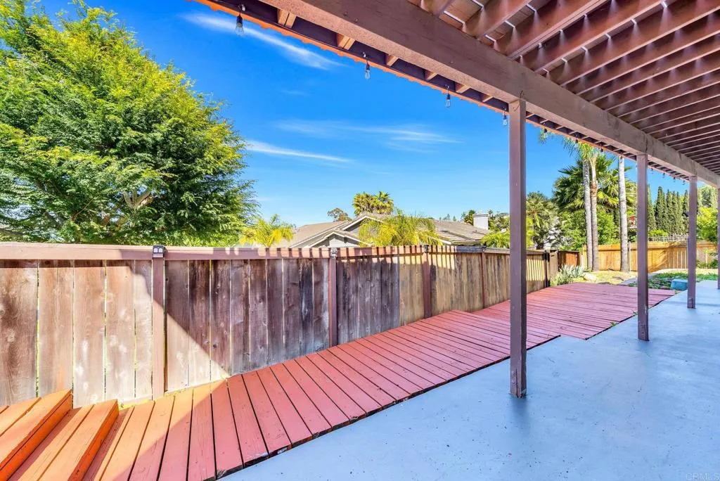 https://cdn.realtyfeed.com/cdn/127/306572644/2f7080e464a31acde437a62a33374f91.webp
