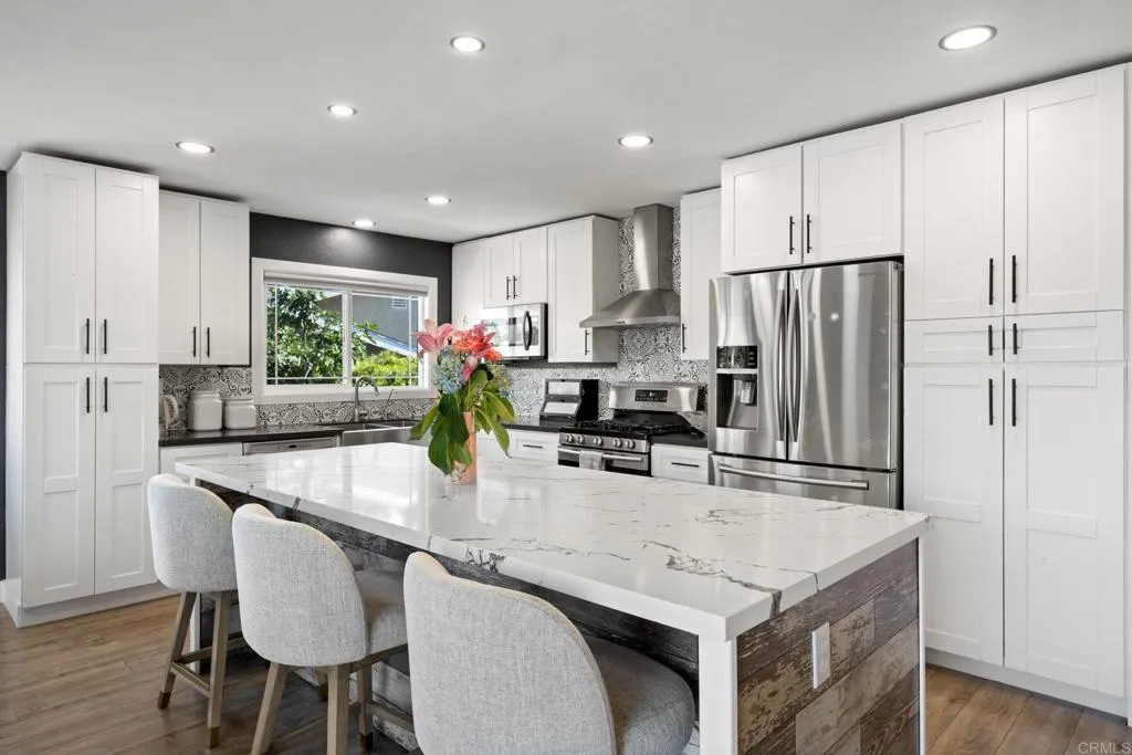 https://cdn.realtyfeed.com/cdn/127/306572644/96b588a24283db7b54349e943b580750.webp