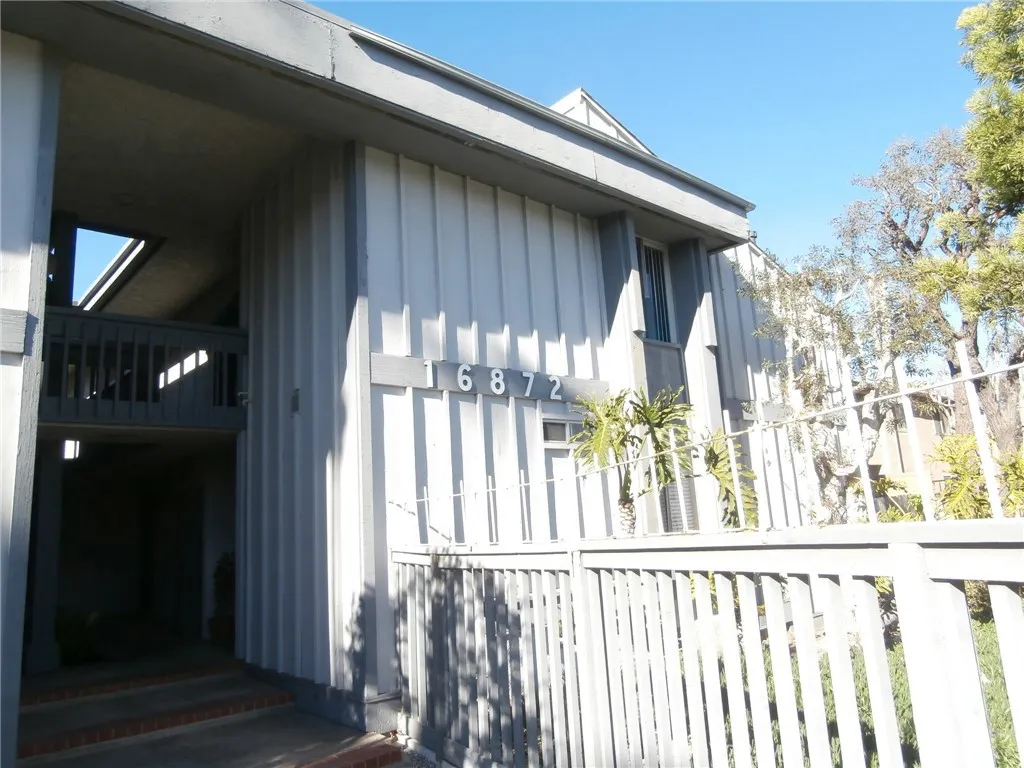 Huntington Beach, CA 92649