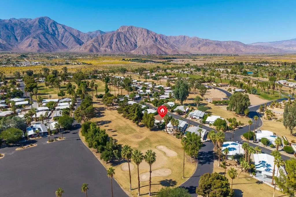 https://cdn.realtyfeed.com/cdn/127/306572743/4e640c5d3927c354a100dab36757070e.webp