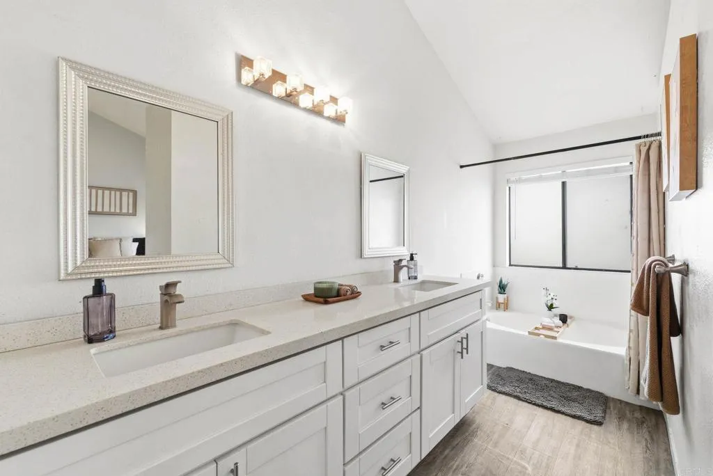 https://cdn.realtyfeed.com/cdn/127/306572755/bf902ecf36e08dbeeee27c89aef2a745.webp