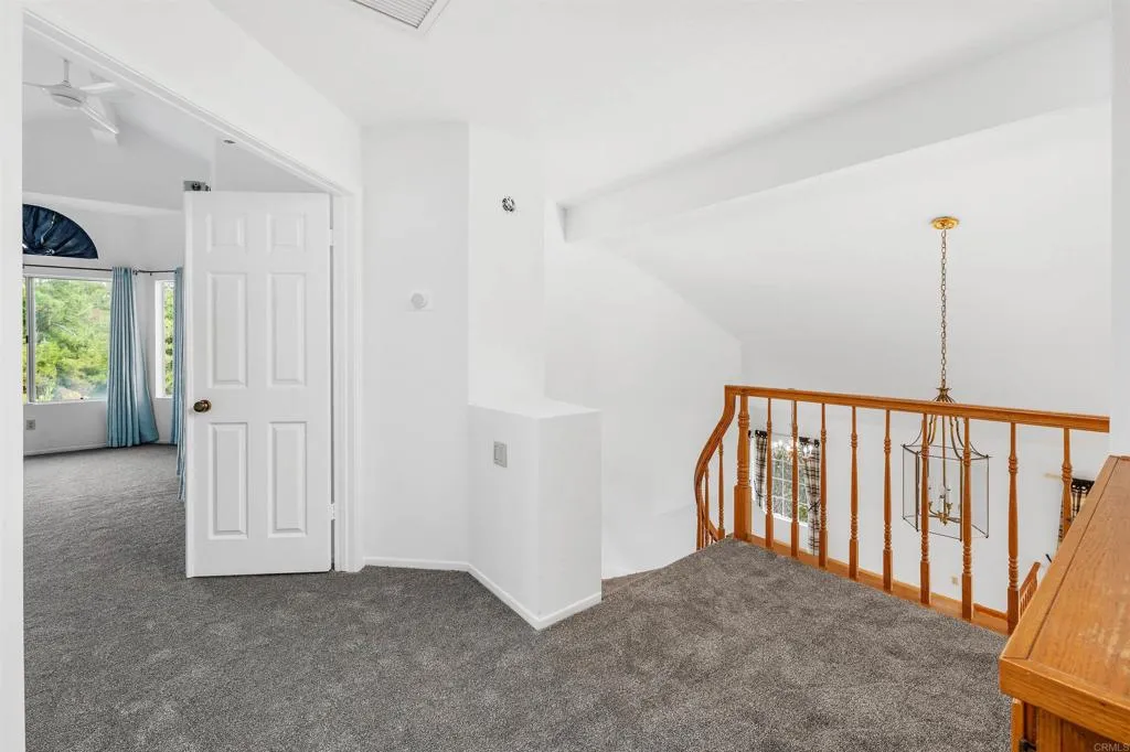 https://cdn.realtyfeed.com/cdn/127/306572783/f675169f84a3f86c194a43511d90030c.webp