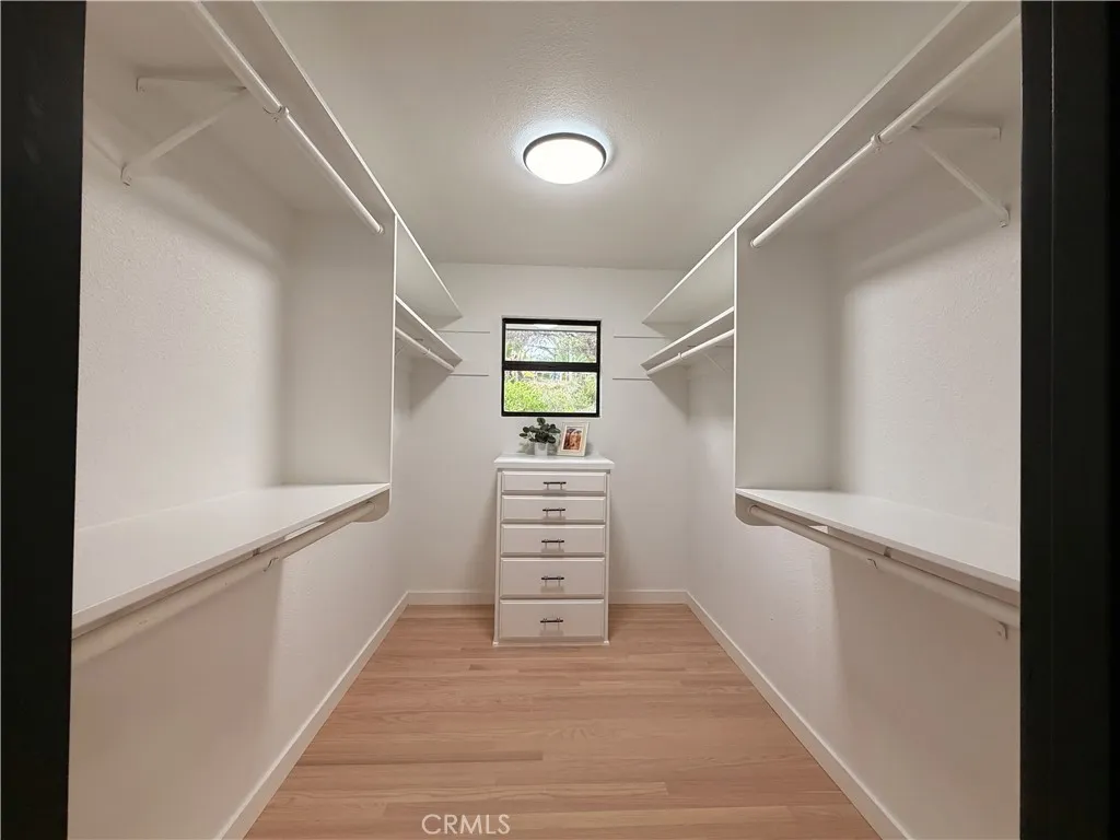 https://cdn.realtyfeed.com/cdn/127/306572788/01fe0f3349503ffa2c2a93c40fce4758.webp