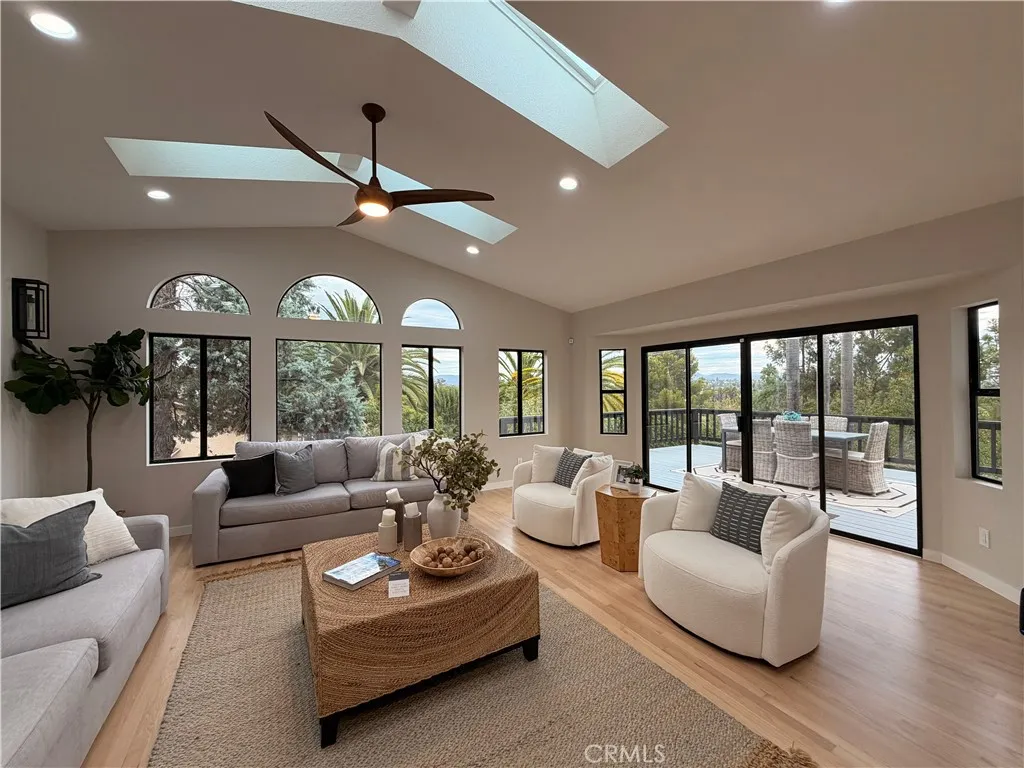 https://cdn.realtyfeed.com/cdn/127/306572788/1e582dcf3f5e90a38d358e8a6c6867c9.webp