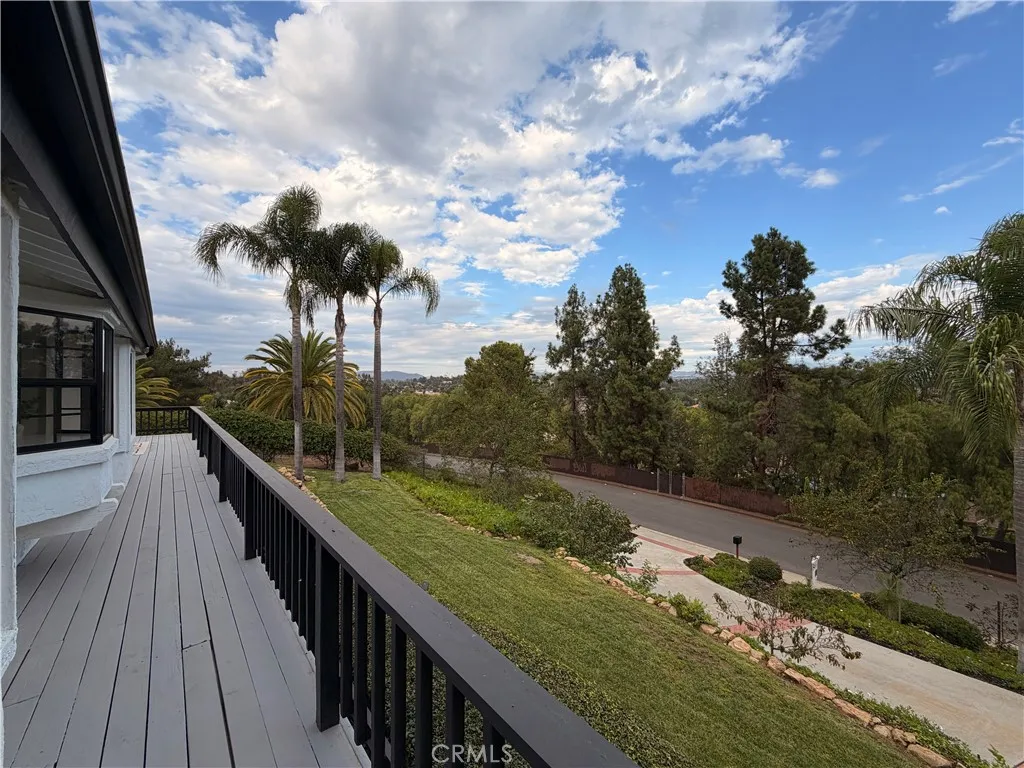 https://cdn.realtyfeed.com/cdn/127/306572788/ac792ecbe4d811c28383a817b0837e24.webp