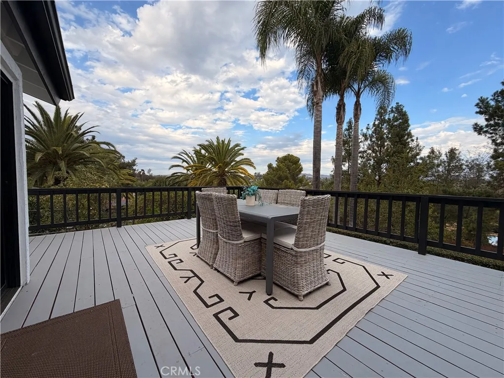 https://cdn.realtyfeed.com/cdn/127/306572788/d146873b04fb78b47efecce3c48a62ab.webp