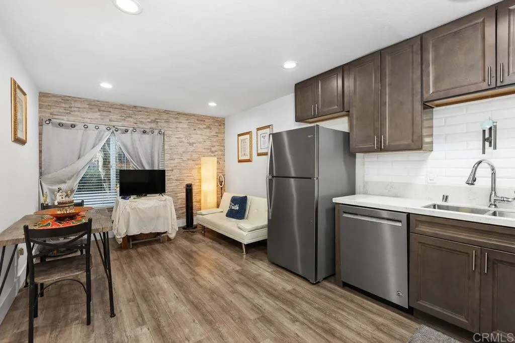 https://cdn.realtyfeed.com/cdn/127/306572841/373712412dea26fd3ab7942a841c91d6.webp