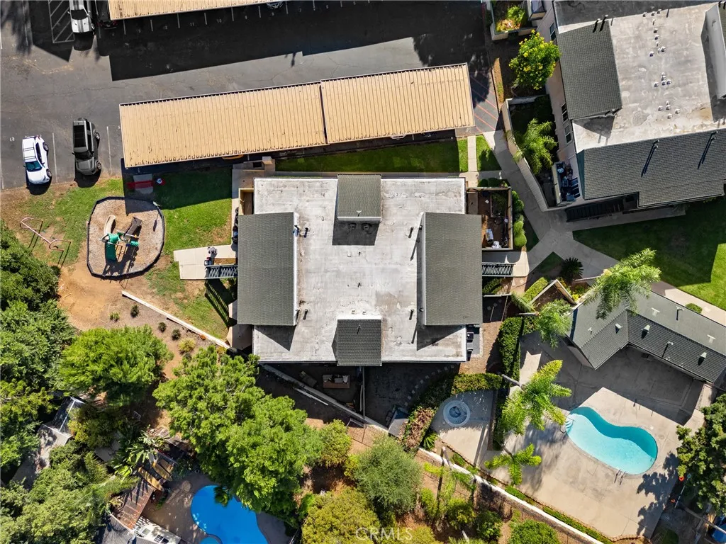 https://cdn.realtyfeed.com/cdn/127/306572918/aed5e707156b0e9516f45f1d920e0ab4.webp