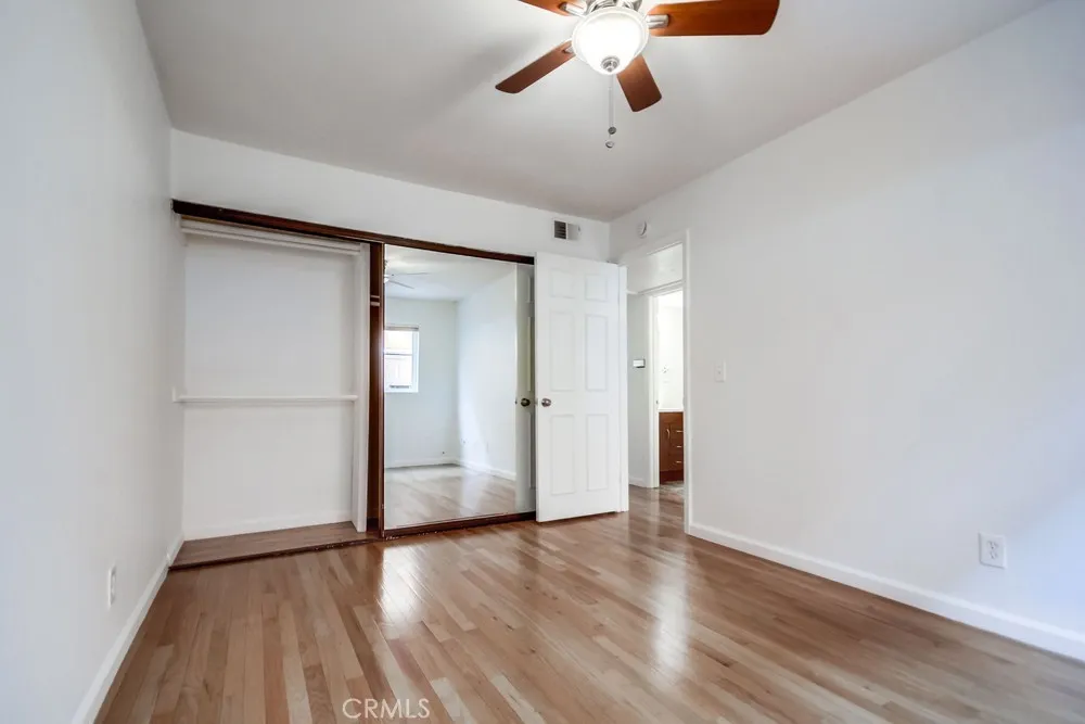 https://cdn.realtyfeed.com/cdn/127/306572958/d17f5678b15eb69a6e890ec469ecd9c3.webp
