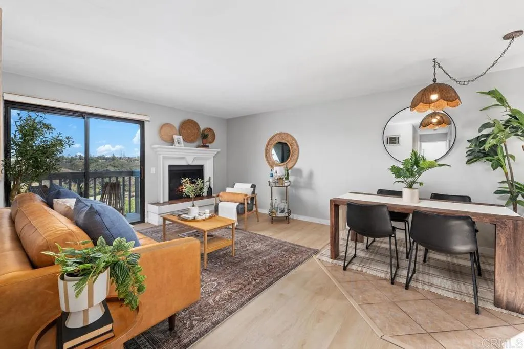 https://cdn.realtyfeed.com/cdn/127/306573031/44e12f2a0e1b4364060cdaa77f99266d.webp