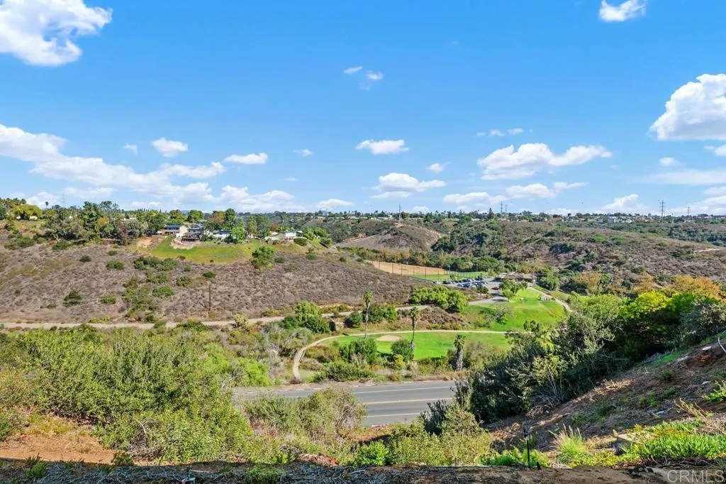 https://cdn.realtyfeed.com/cdn/127/306573031/60d5207e5018d7dbeead636b4988a56d.webp
