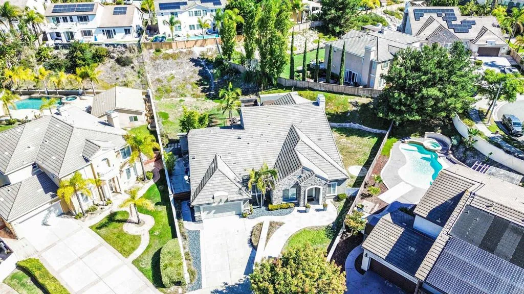 https://cdn.realtyfeed.com/cdn/127/306573075/448b9b6d8e84dc665d6c2df36873388d.webp