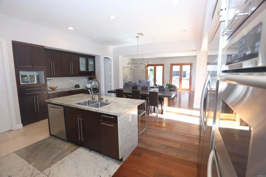 https://cdn.realtyfeed.com/cdn/127/306573075/4f00ff739e4545f2820b5ccf45e3829a.webp
